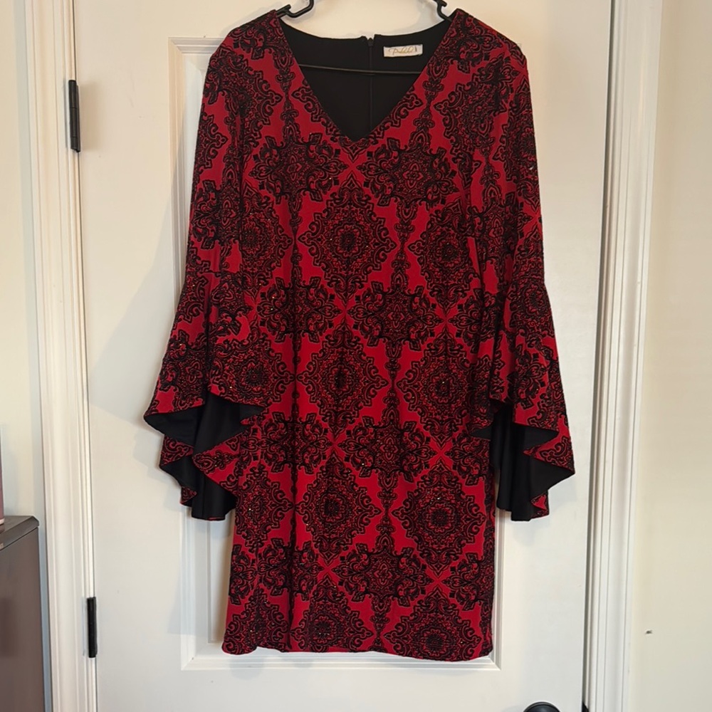 Red Sheath Dress with Long Bell Sleeves for Cocktail